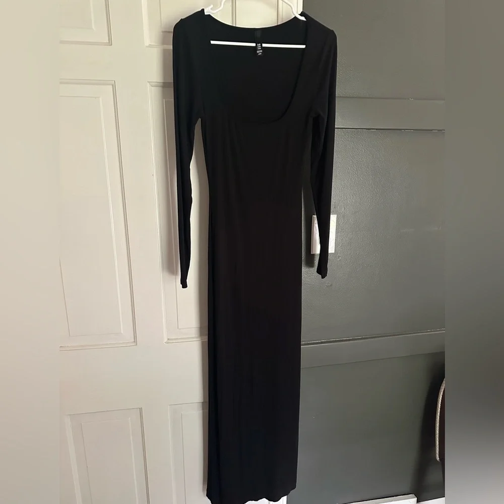 Skims Soft Lounge Long Sleeve Maxi Dress Square Neck Black Onyx Large Stretchy - Picture 3 of 7